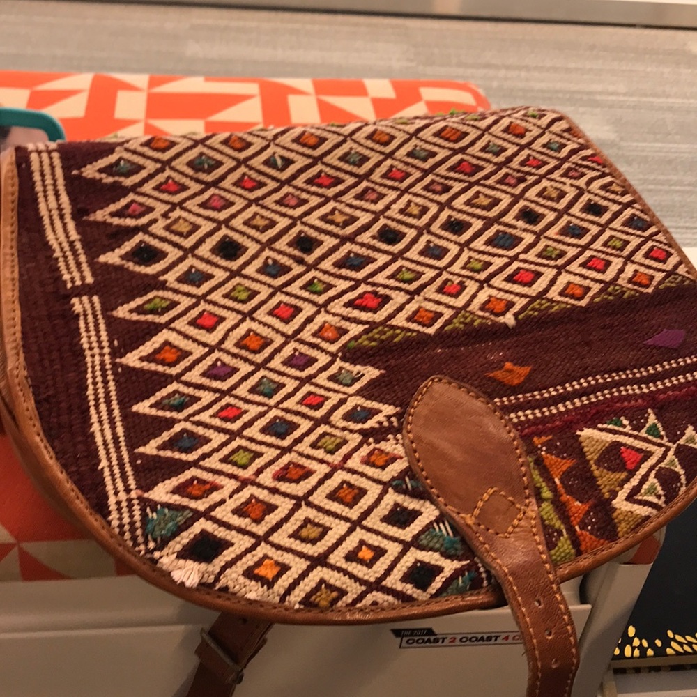 Saddle bag